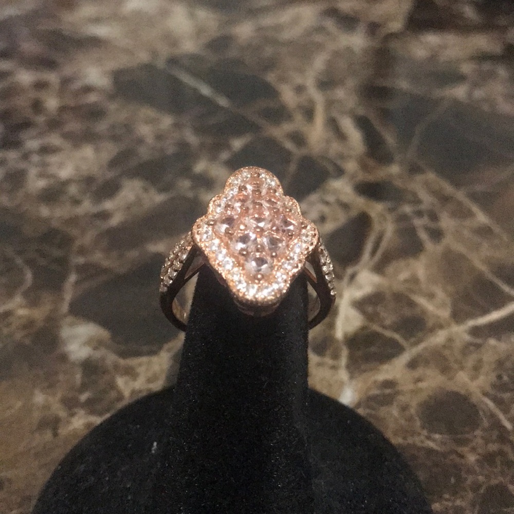Marquise shaped ring - Picture 3 of 3